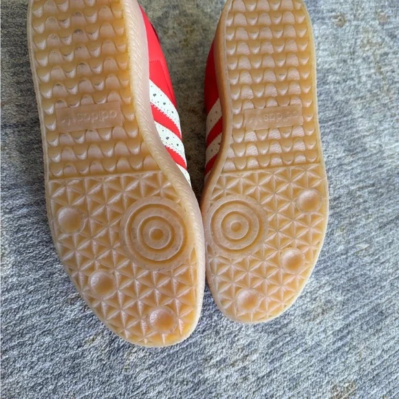 Adidas Women's Sambae Samba heart sneakers - Picture 6 of 6